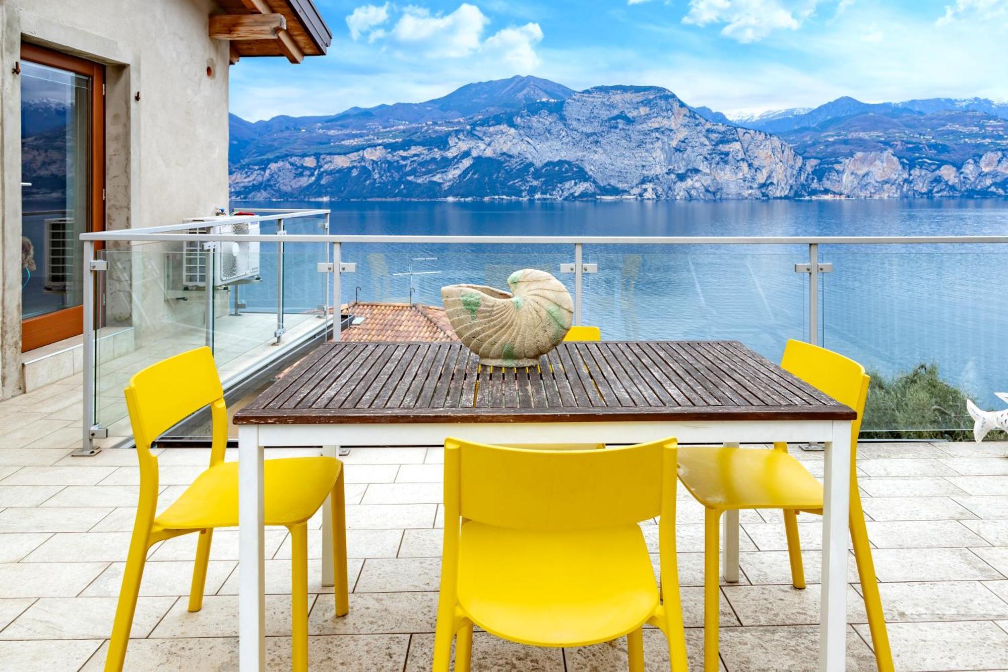 Ca De L'Angelon Brenzone sul Garda Exterior foto