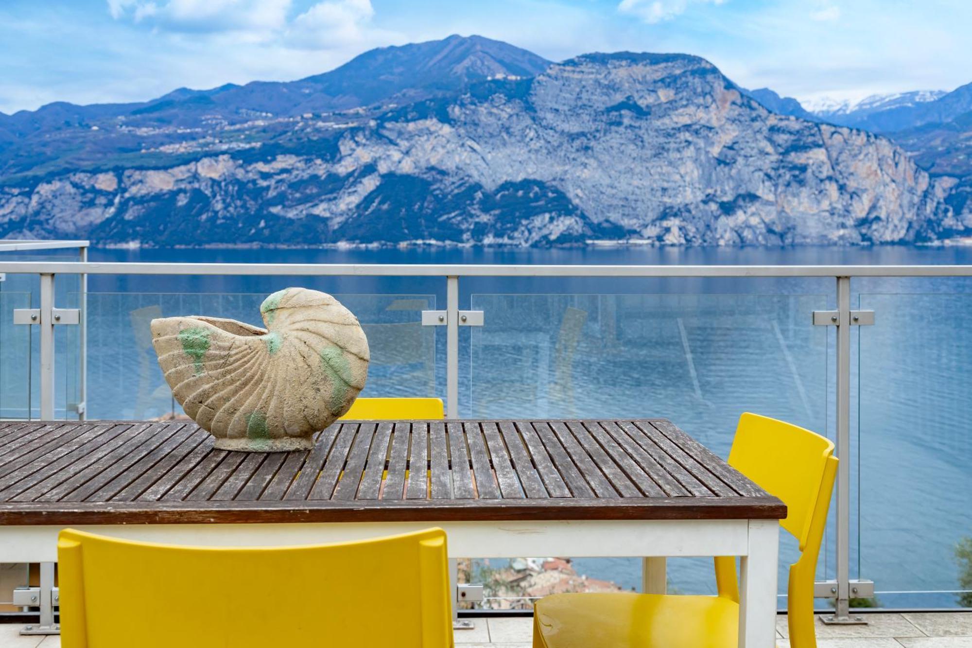 Ca De L'Angelon Brenzone sul Garda Exterior foto